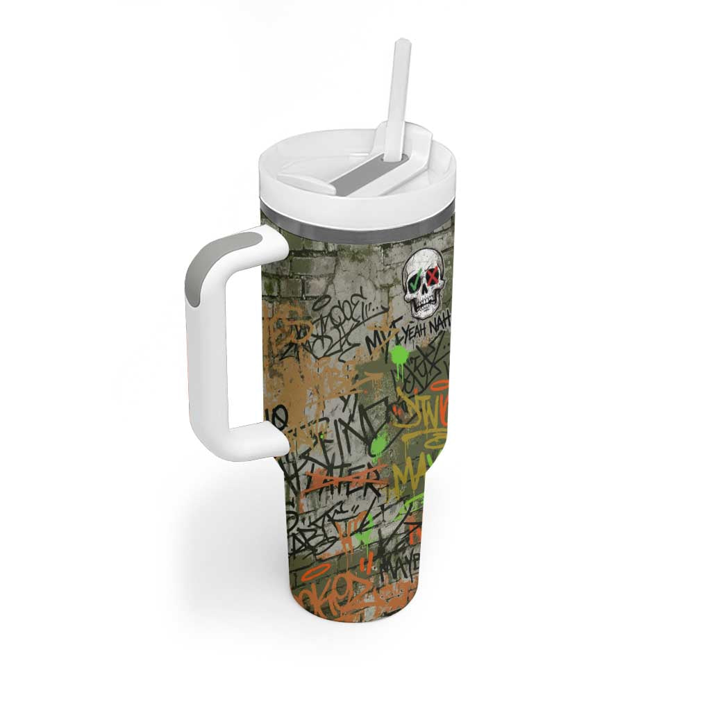 Yeah Nah Graffiti Skull New Zealand Slang Tumbler With Handle Kiwi Grunge Brick Wall and Bold Urban Street Art TS04 - Polynesian Pride