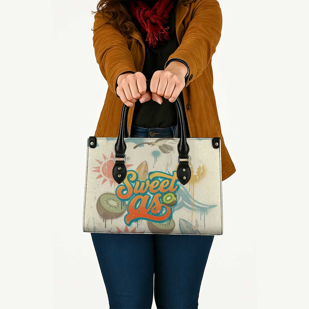 NZ Slang Sweet As Kiwi Shaka Sign Leather Bag New Zealand Surfboards Sun and Tropical Beach Retro TS04 - Polynesian Pride