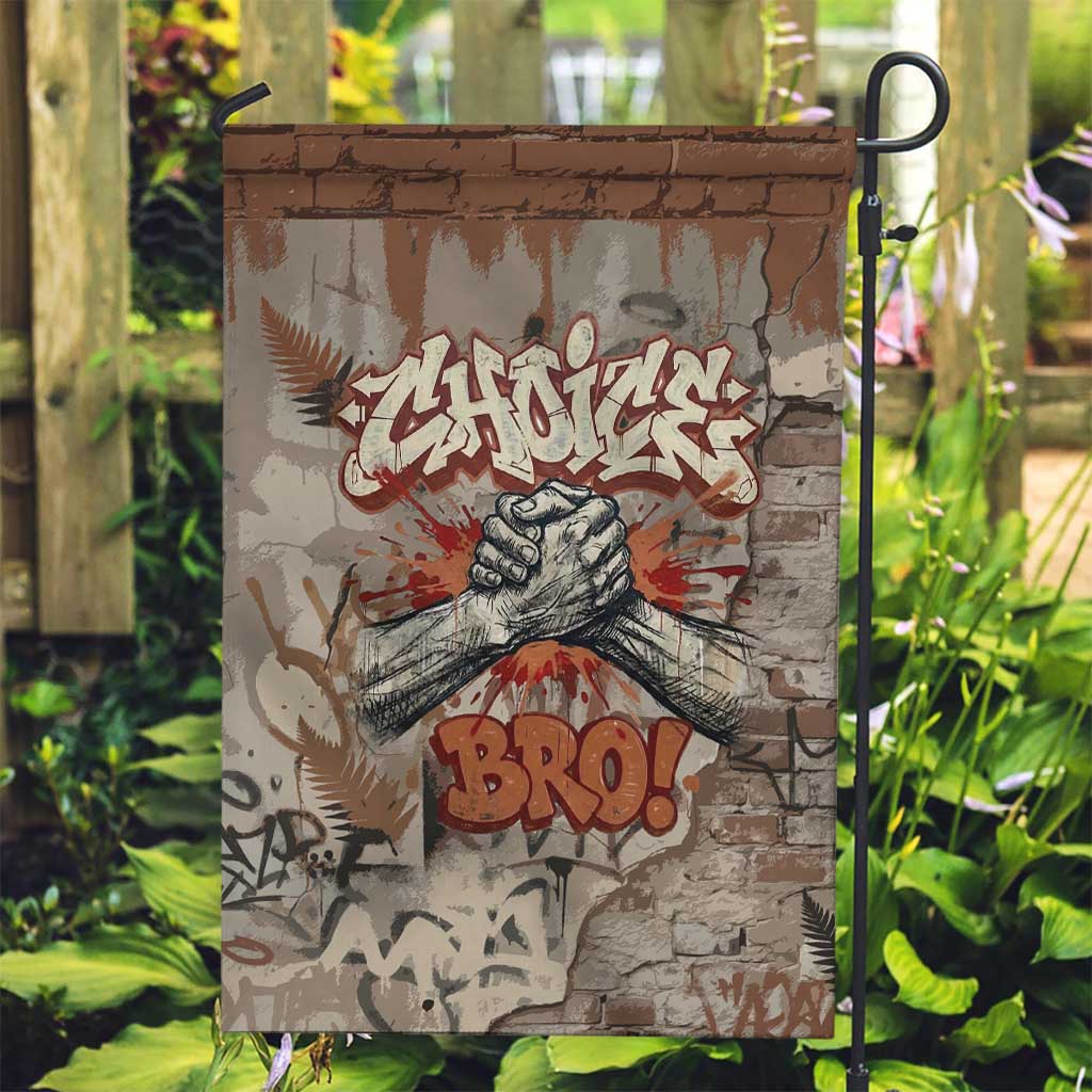 Choice Bro Graffiti Handshake Garden Flag New Zealand Slang Fern Brick Wall and Urban Street Art TS04 Garden Flag Multicolor - Polynesian Pride