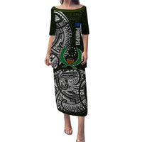 Pohnpei Federated States Of Micronesia Family Matching Puletasi and Hawaiian Shirt Polynesian Tribal Heritage Art With Kaselehlie State Seal TS04 Mom's Dress Green White - Polynesian Pride
