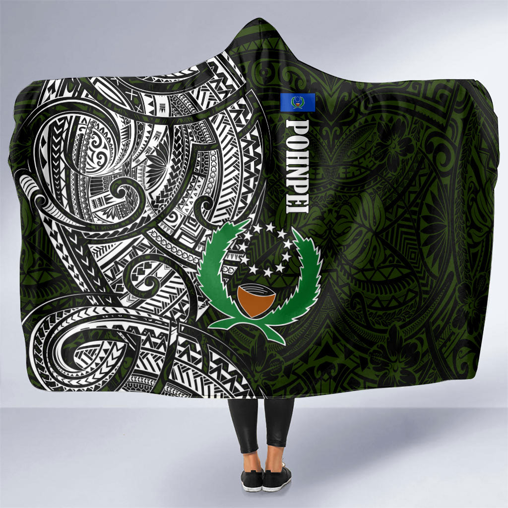 Pohnpei Federated States Of Micronesia Hooded Blanket Polynesian Tribal Heritage Art With Kaselehlie State Seal TS04 One Size Green White - Polynesian Pride