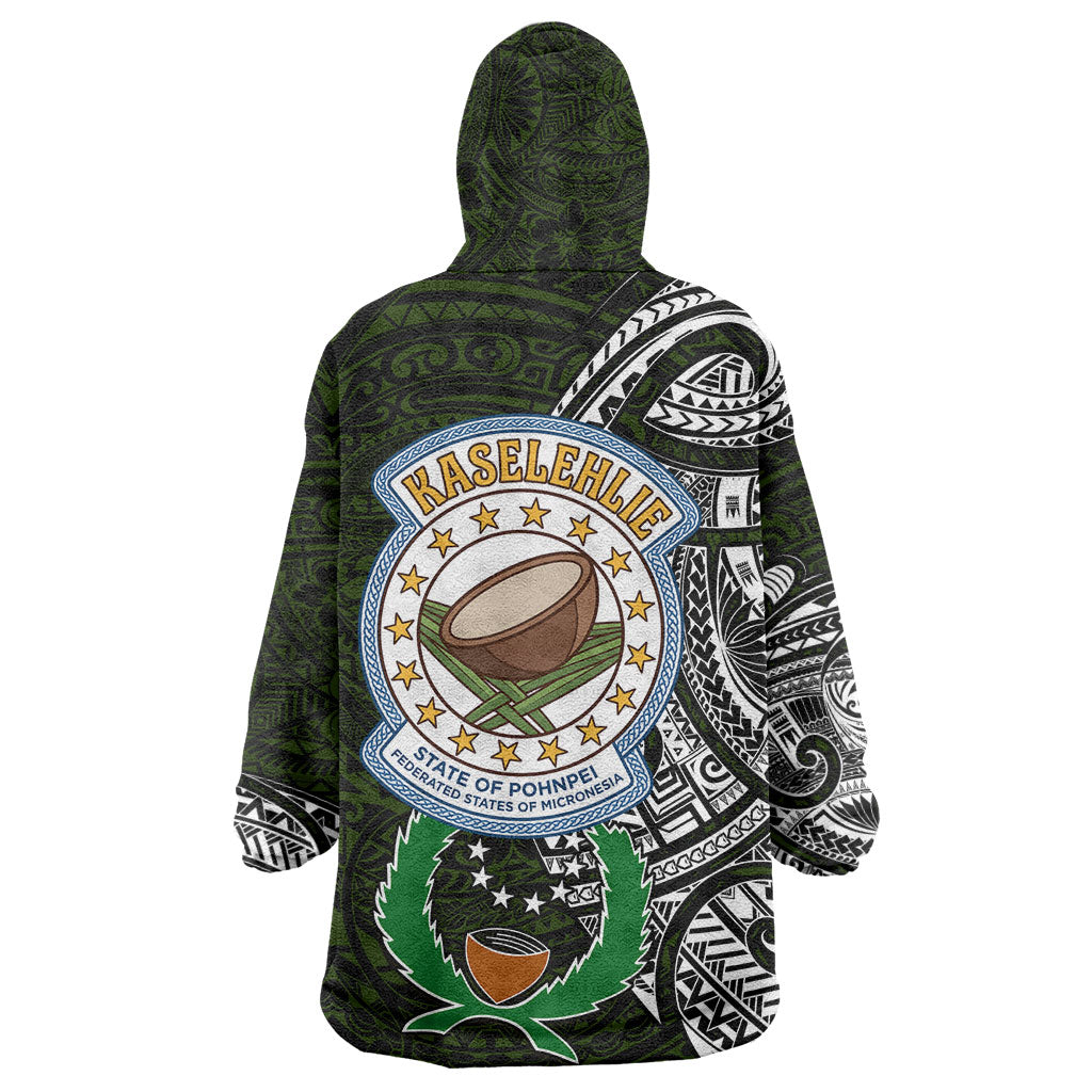 Pohnpei Federated States Of Micronesia Wearable Blanket Hoodie Polynesian Tribal Heritage Art With Kaselehlie State Seal TS04 - Polynesian Pride