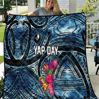 Yap Day Island Floral Tribal Heritage Quilt Micronesian Hibiscus Pattern Polynesian Tattoo Blue Art TS04 Black Blue - Polynesian Pride