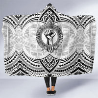 Aiga Samoa Raised Fist Hooded Blanket Polynesian Tribal Tattoo Art Family Pride TS04 One Size White Black - Polynesian Pride