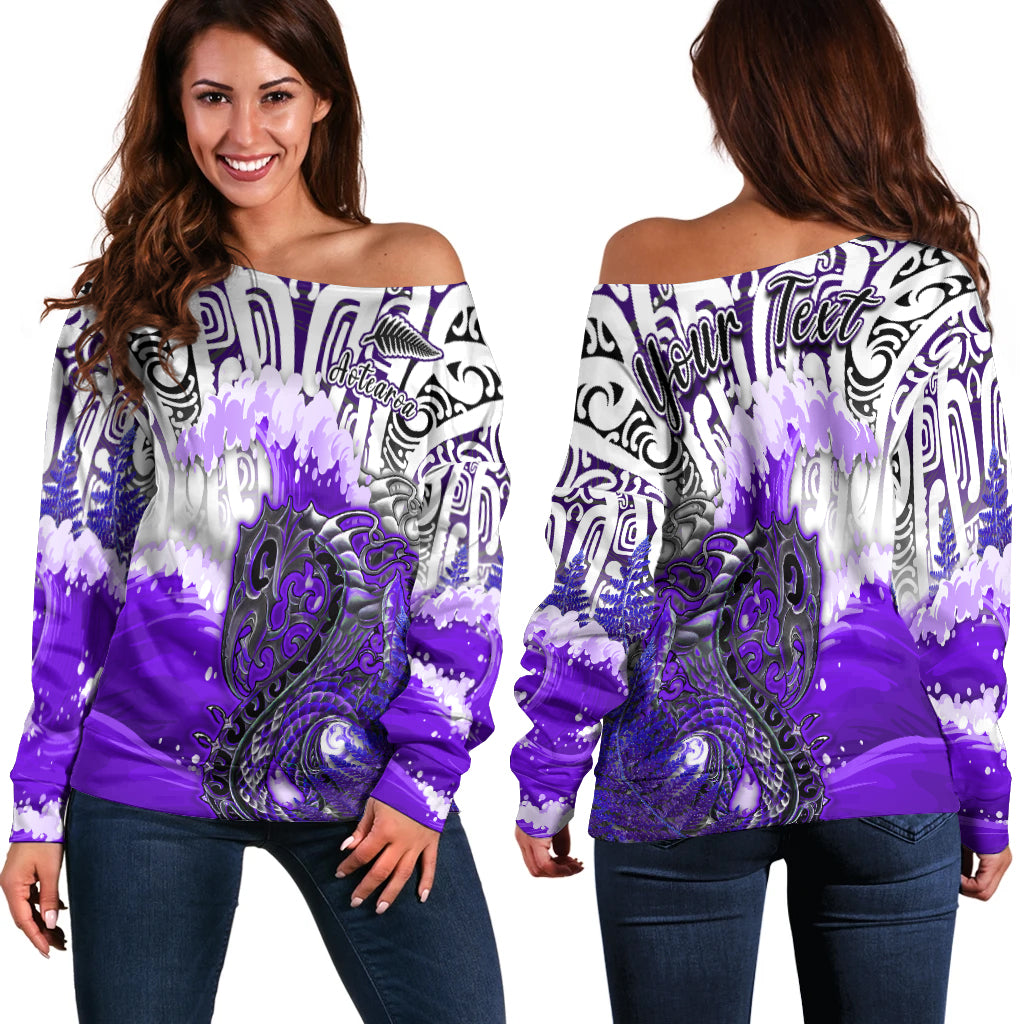 (Custom Personalised) Manaia Maori Off Shoulder Sweater Fern Aotearoa Purple Waves LT13 Women Purple - Polynesian Pride