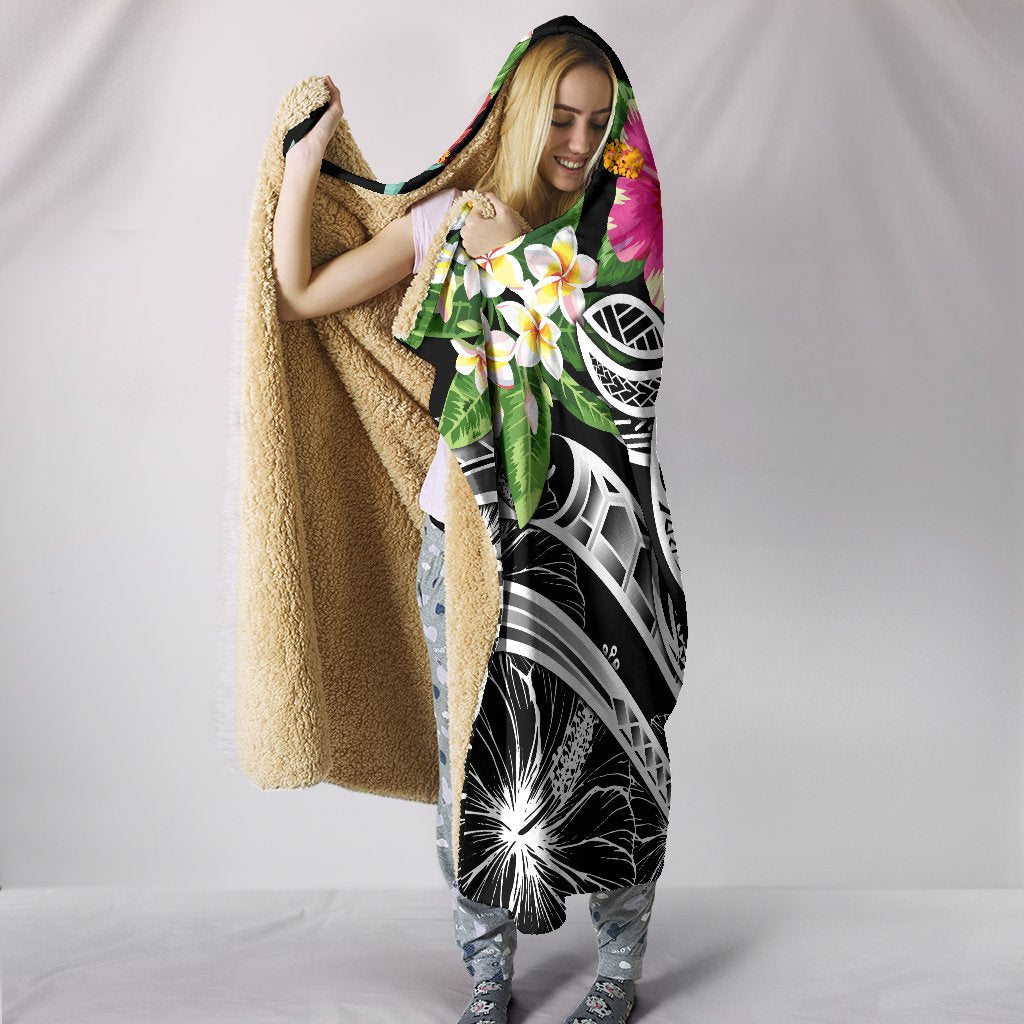The Philippines Hooded Blanket - Summer Plumeria (Black) - Polynesian Pride
